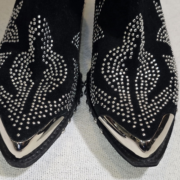 Jeffrey Campbell Oxnard ST Black Suede Studded Metal Toe Booties Size 10 - Picture 4 of 10